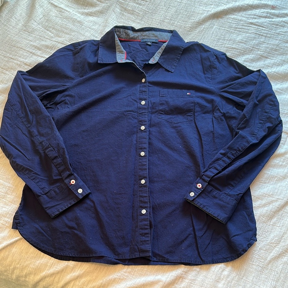Tommy Hilfiger Blue Classic Casual Button Down Women’s Size Large